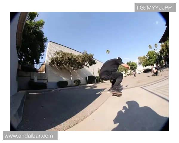 南京滑板队灵活性引发热议探讨滑板运动的技术与风格之争