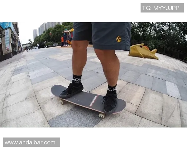 杭州滑板队快攻战术解析与滑板文化的深度融合探讨 杭州滑板队快攻战术解析与滑板文化的深度融合探讨